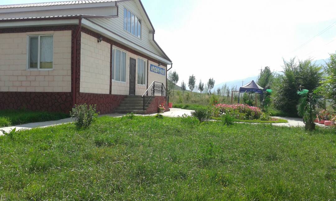 Айдын-Кол - лечение кобыльим молоком и отдых на природе